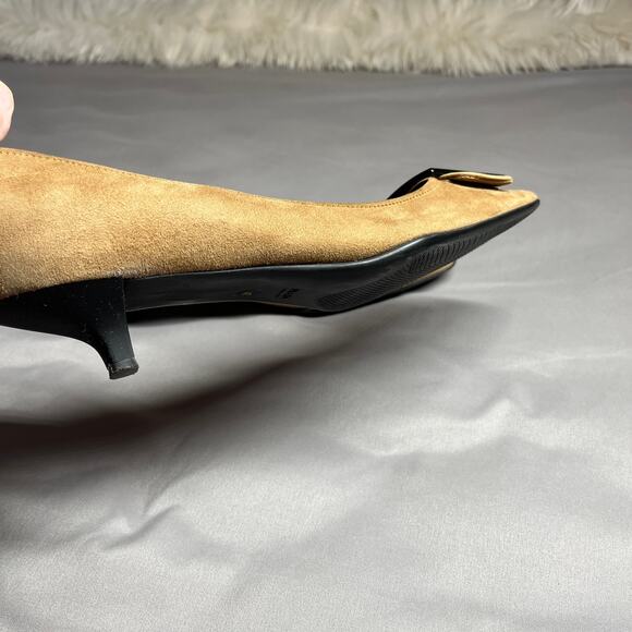 Prada Kitten Heels Iconic Mod Buckle Square Toe sz 40 (size 9.5-10) Old Money - Picture 10 of 16